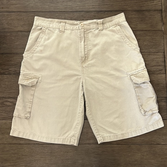 Beverly Hill Polo Club men’s khaki cargo shorts - Picture 4 of 14